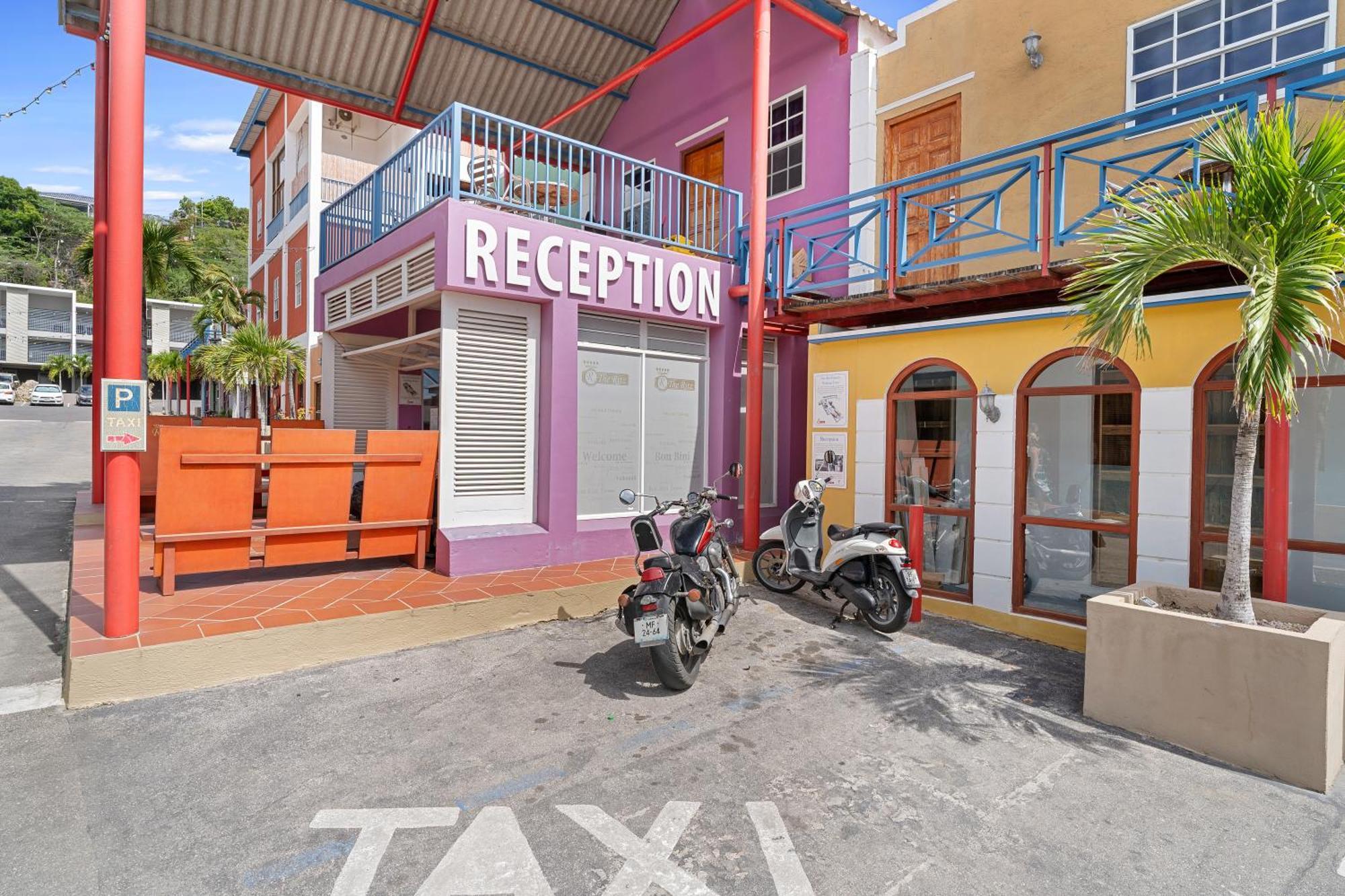 The Ritz Village (Adults Only) Willemstad Eksteriør billede